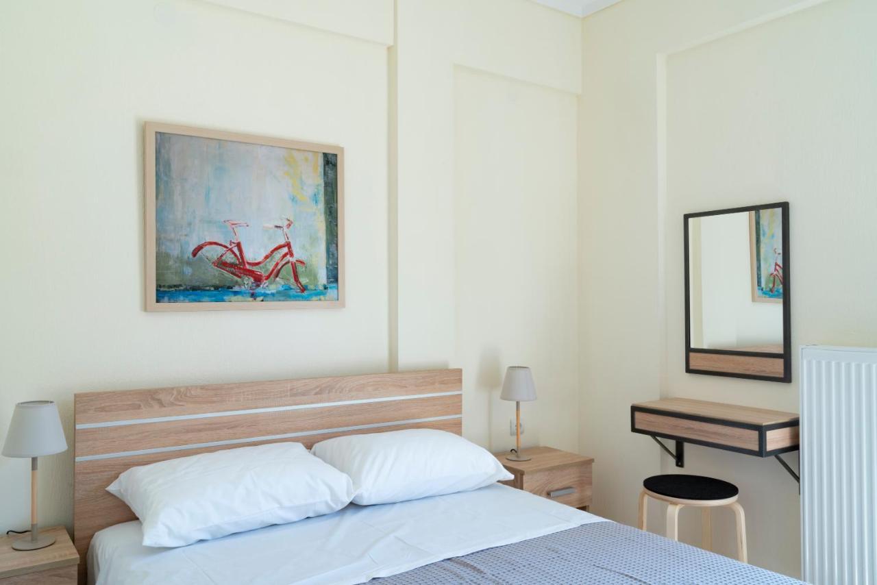 Alexandros Maisonettes & Apartments Nea Moudania Exterior photo