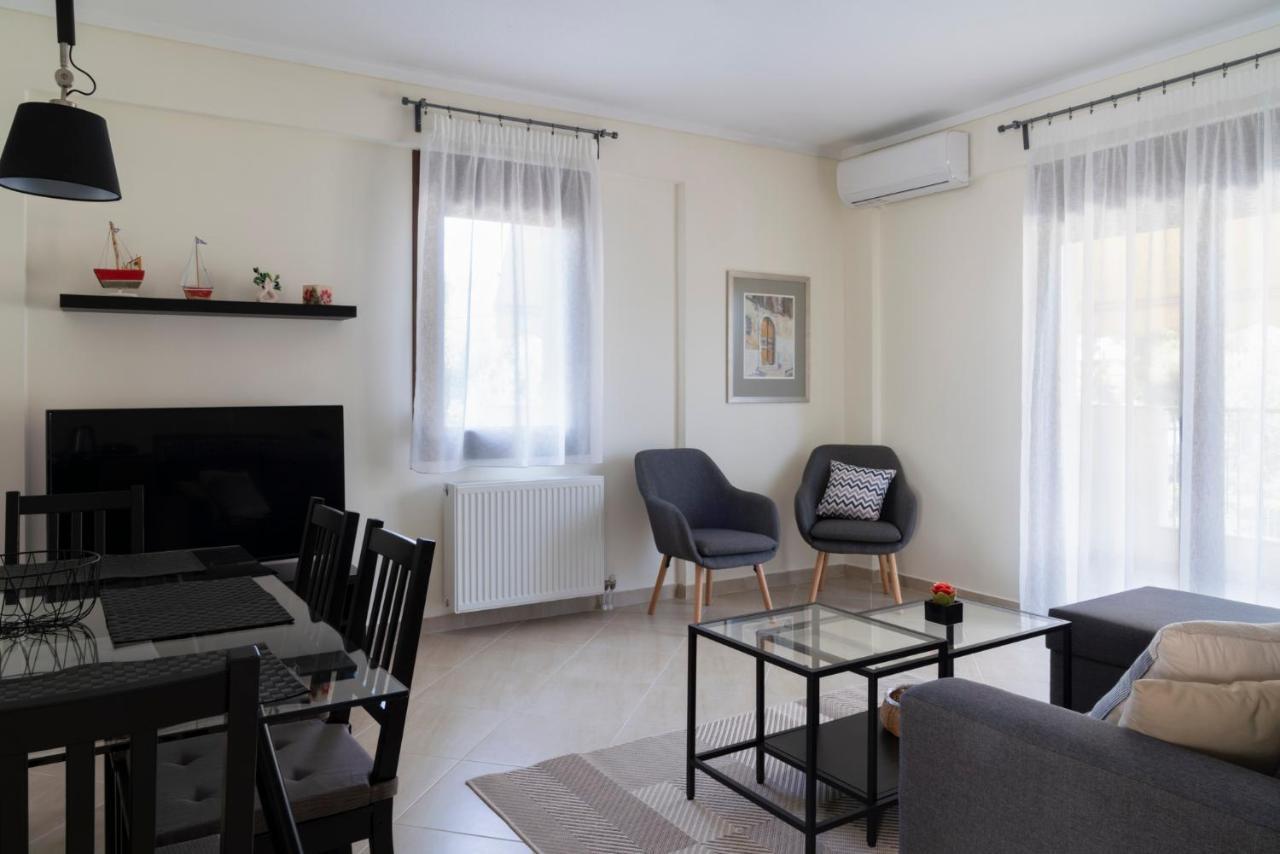 Alexandros Maisonettes & Apartments Nea Moudania Exterior photo